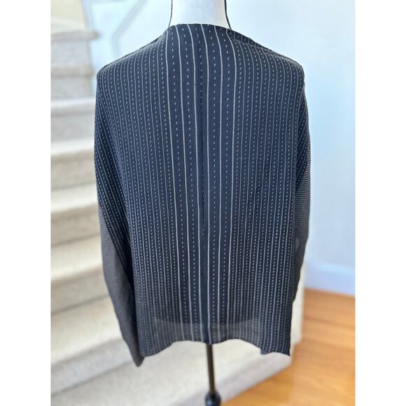 Vince Black White Printed Dolman Sleeve Silk Blouse - Picture 4 of 8